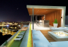 Luxus Wellness Terrasse mit Stadt Panorama
