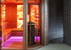 Sauna mit RGB-Stimmungsbeleuchtung und Himalaya Salzwand